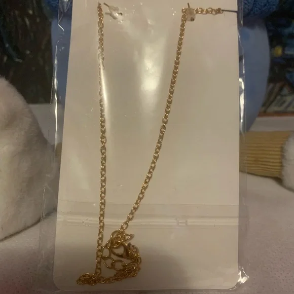 Gold and Black Clover Jewelry Set - Picture 2 of 2